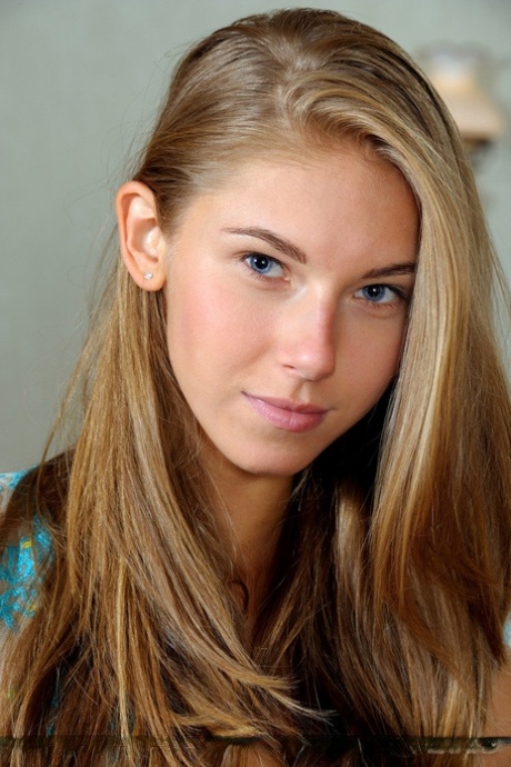 blonde blaue Augen heiße kostenlose archiv
