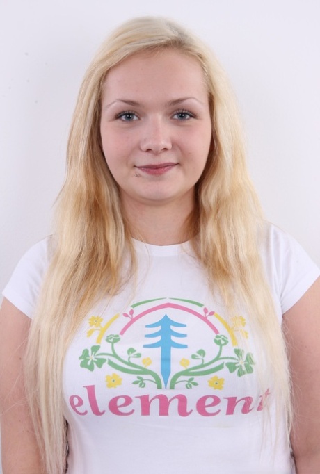 chubby blonde teen beautiful nude img