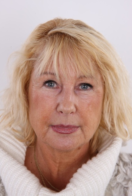 Oma-Gesicht beste heiße foto
