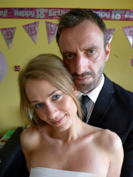 Carmel Anderson star pornographic pic
