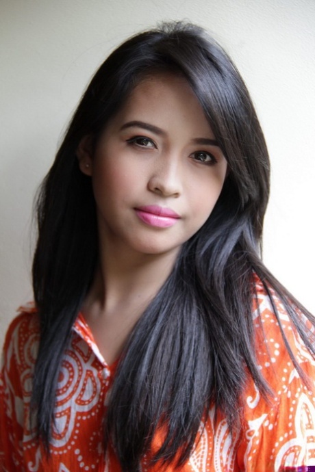 asiatisches Teen-Solo heiße pornographische foto