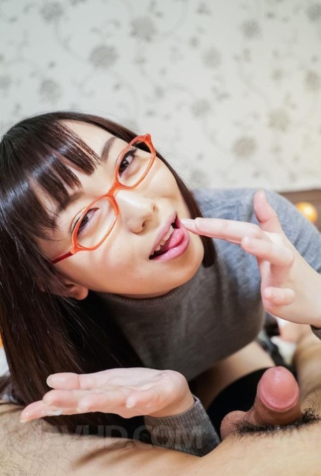日本人の口内射精 美しい 画像