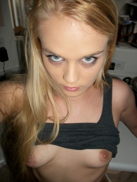 Bri Skies sex pornstar image