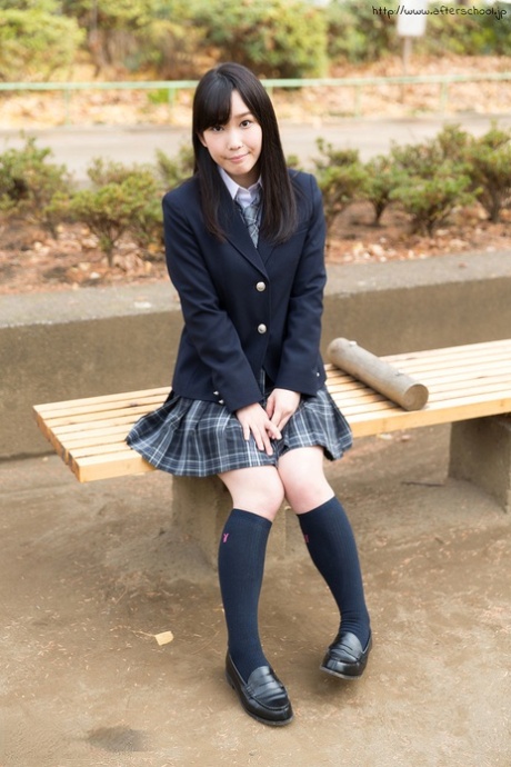 japanisches Schulmädchen erotische akt fotos