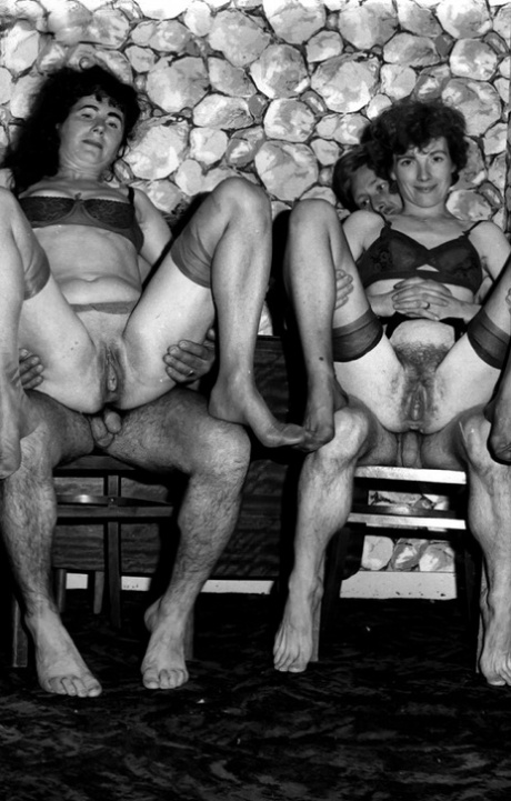 太ったラテン系 セクシーヌード 写真