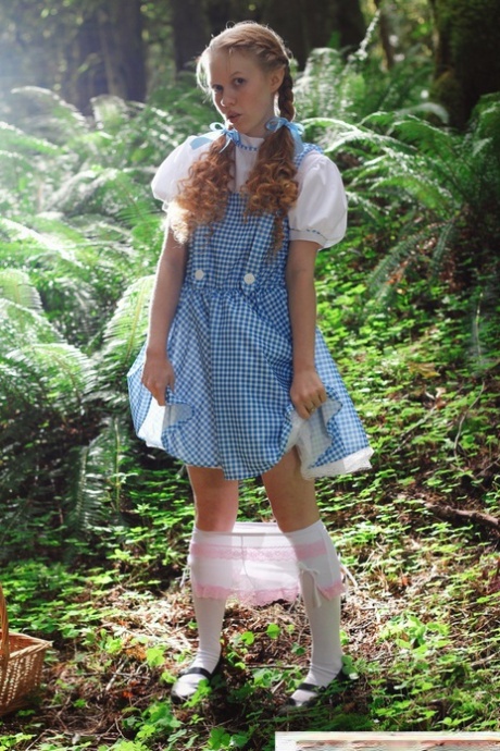 teen cosplay top porno Foto