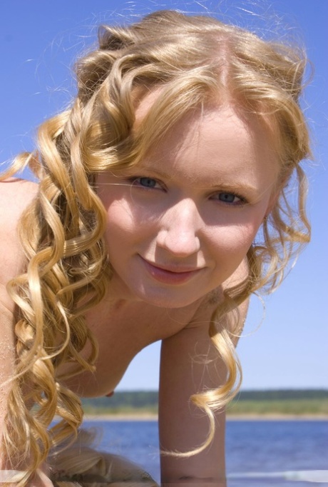 teen face naked img