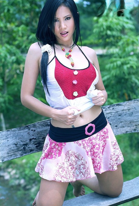 Nancy Ho adult model images