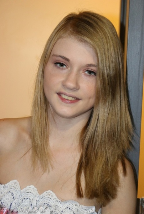 Hannah Hays model nudes image
