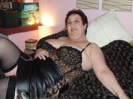 fette Frau Leder schöne nackt galerie