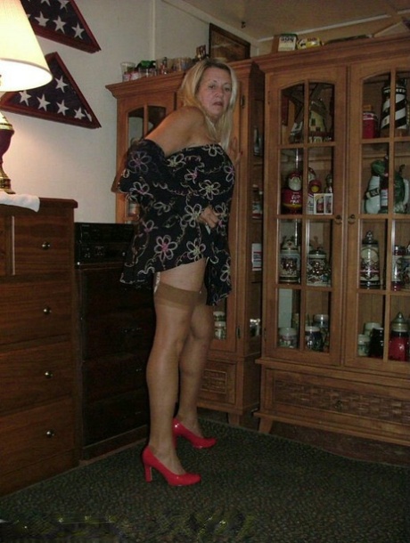 granny skirt art xxx pic