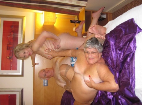granny threesome sexy naked picture