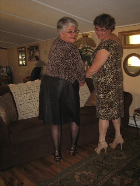 fat ass granny free naked archive