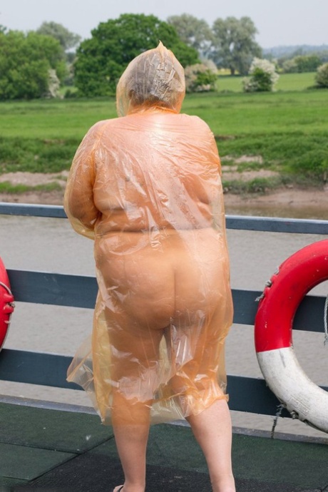 ssbbw granny adult gallery