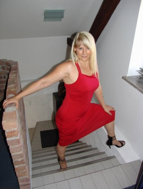 Sweet Susi art pornstar galleries