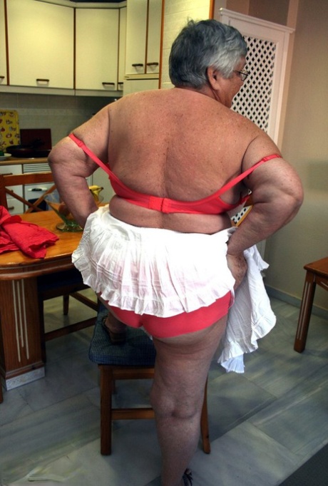 fat ass granny beautiful nude gallery