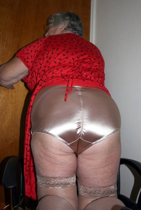 fat ass granny free sexy picture