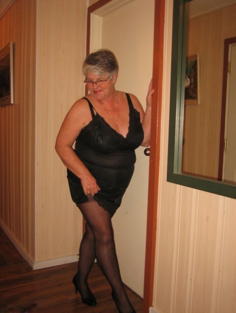granny pantyhose naked picture