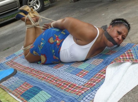 ébano al aire libre porno gratis galería