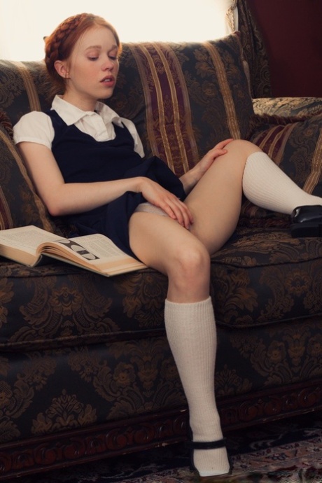 Dolly Little naked star pictures