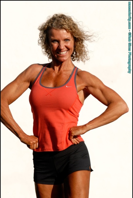 fitness milf art xxx picture