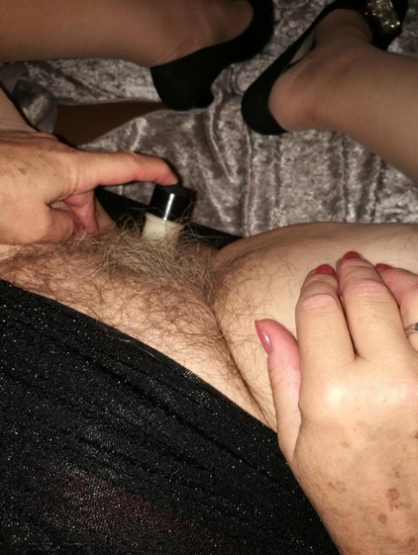 old hairy granny naked pics