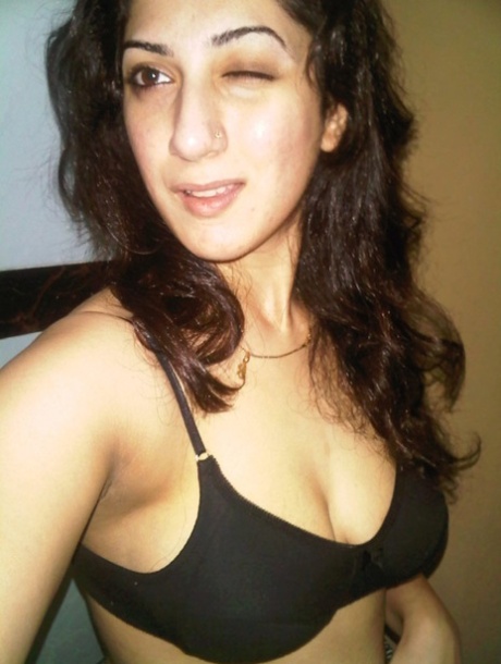 desi erótico adulto galeria
