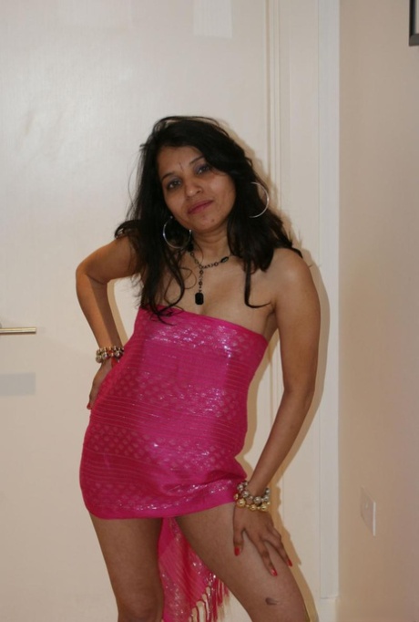 Kavya Sharma free actress pics