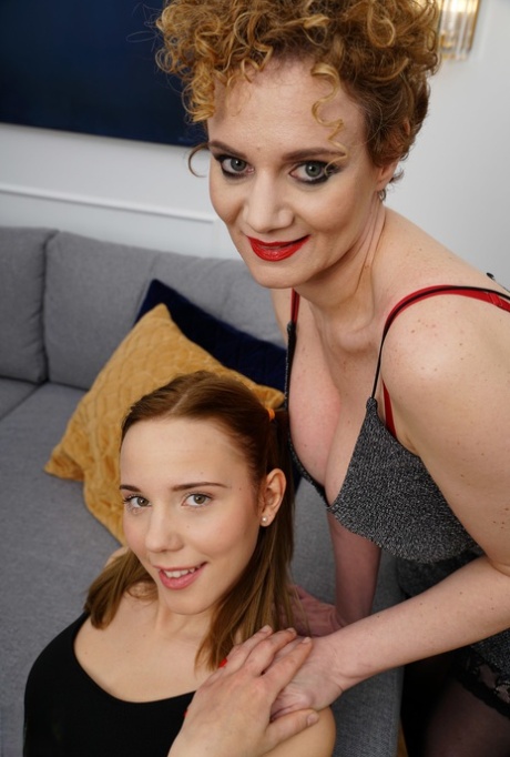 Poppy Pleasure sex star pictures