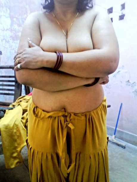 indisk milf perfekt bilde
