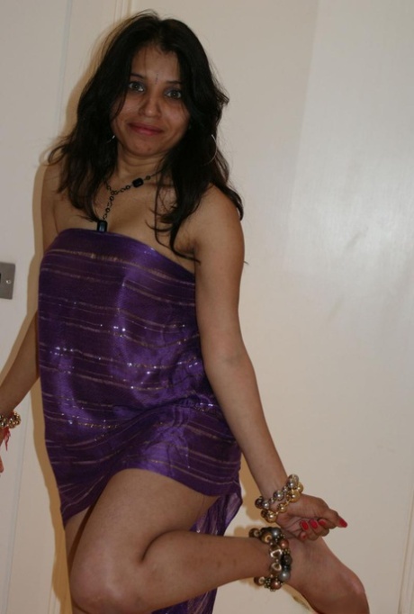 Kavya Sharma porn star galleries