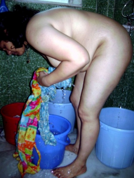 BBWシャワー ホットxxx 写真