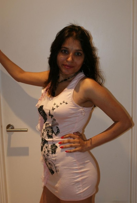 Kavya Sharma star free picture