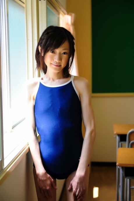 japansk skolepige porno billeder