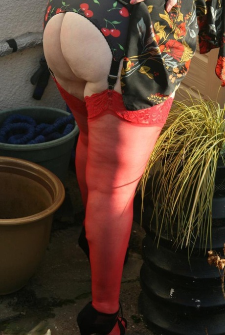 bunda curvilínea xxx perfeito galeria