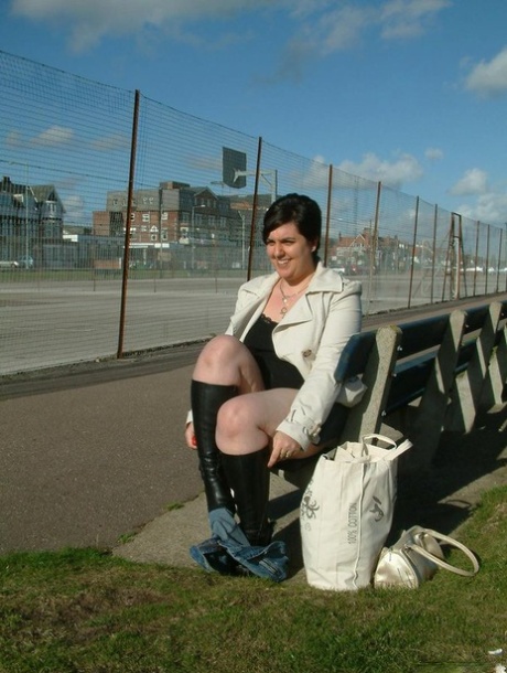 knubbig milf knullar hög kvalitet xxx foto