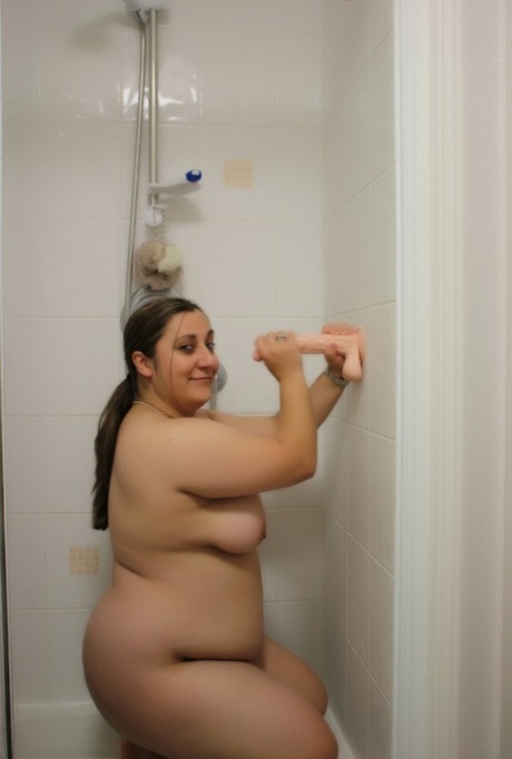 dicke Frau Dusche perfekte kunst bilder
