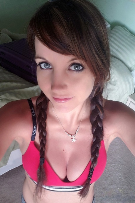 Andi Land star perfect galleries