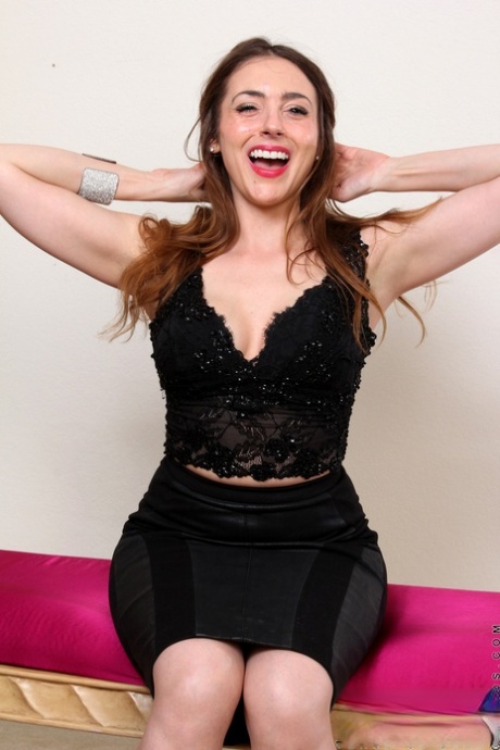 Veronica Shaw pornstar art photos