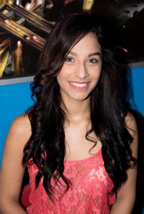 Nicki Ortega free actress gallery