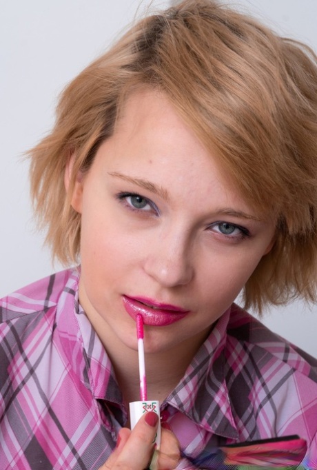 short red hair adult pictures