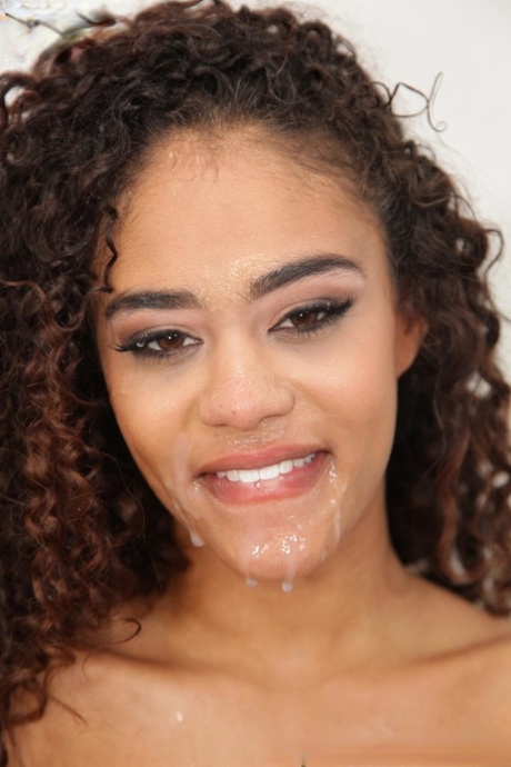 cara de ébano caliente hd imagen