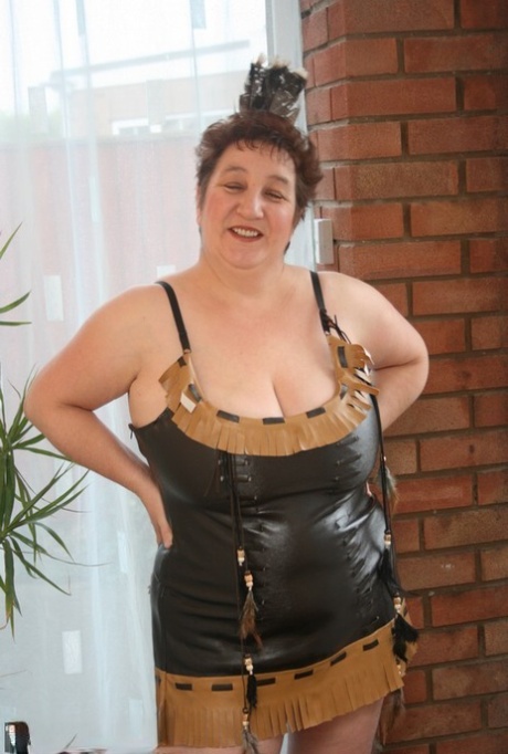 chubby skirt hot porn pictures