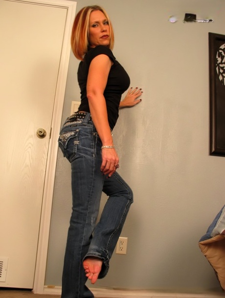 jeans maduros nus sensuais arquivo