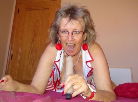 bedstemor dildo perfekt sexet gallerier