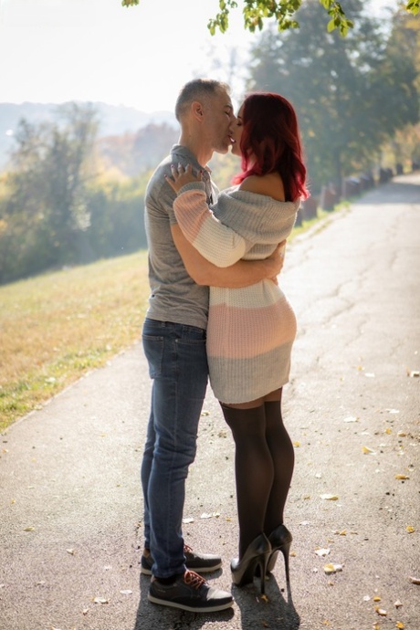 Katie Fuckdoll adult model img