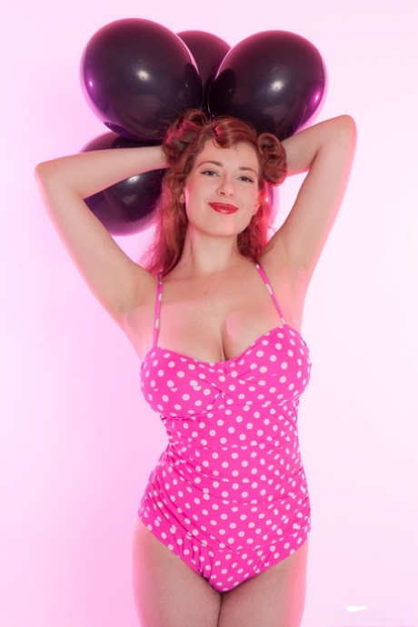 piccola sega sexy hd archivio