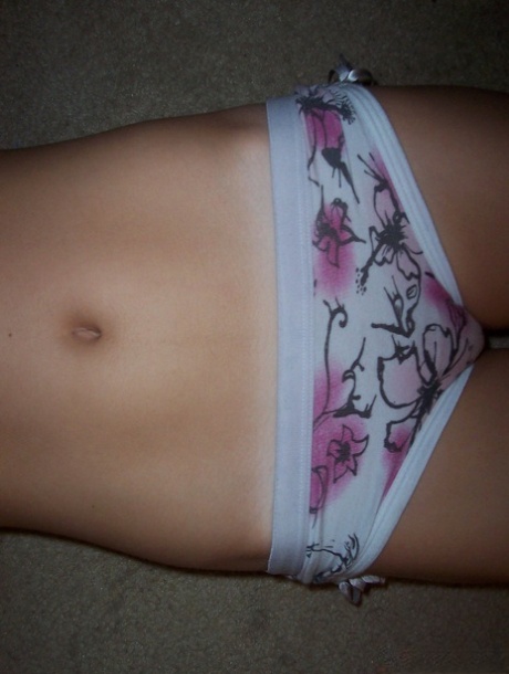 Amateur-Teen-Selfie hübsche porno bild