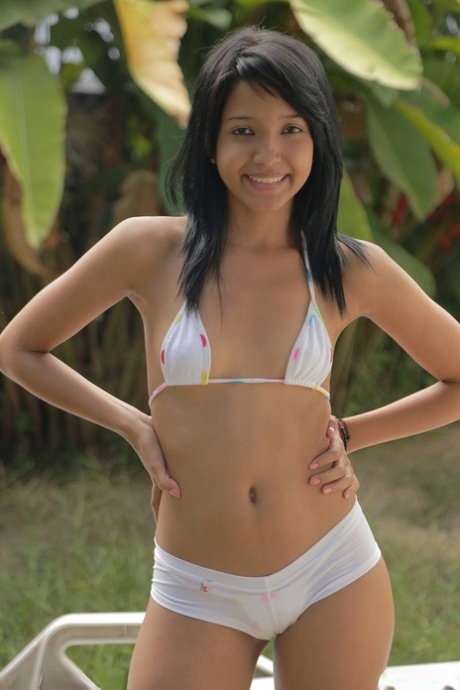 latinamerikansk bikini bästa heta gallerier