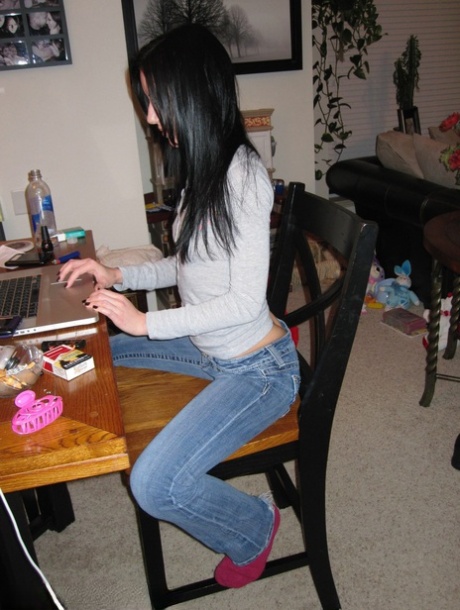 Dawn Avril porn star gallery